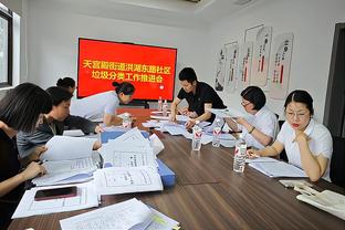 快船没完全恢复健康？欧文：季后赛里没人100%健康 赢球才最重要